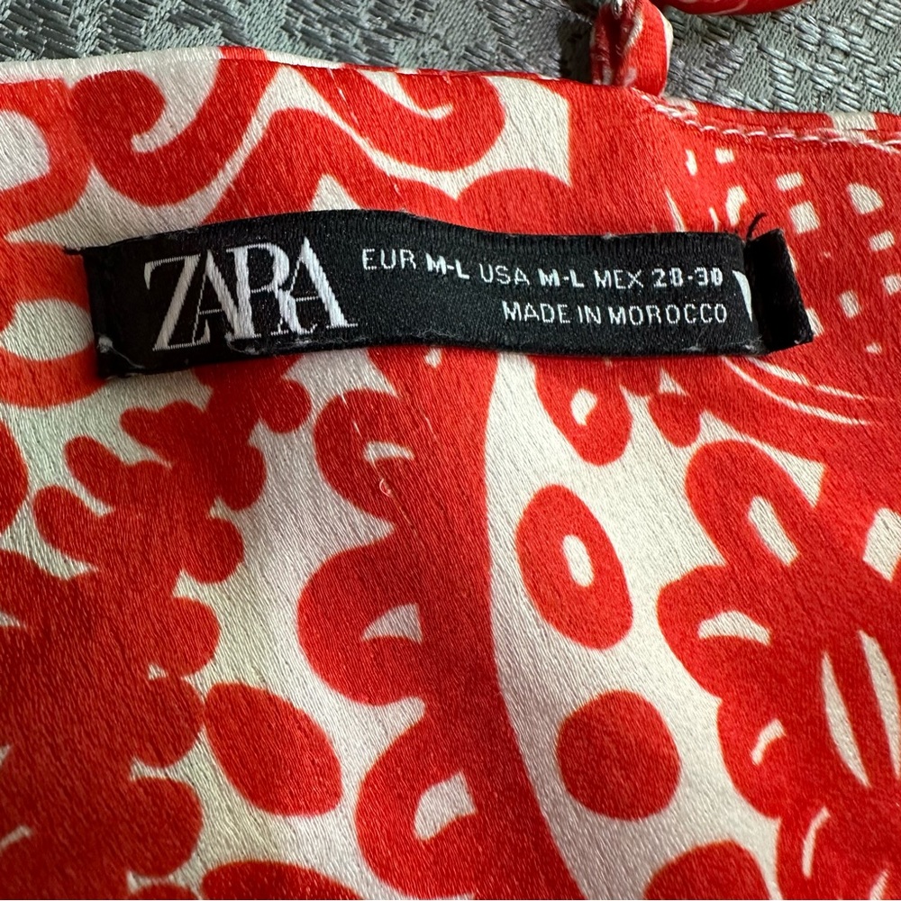 ZARA  Sleeveless back tie Detailed bandana style crop top, size M-L - Picture 6 of 8
